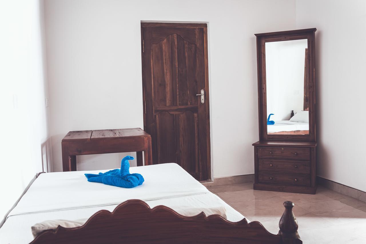 Rupa'S Hotel 아루감 베이 외부 사진