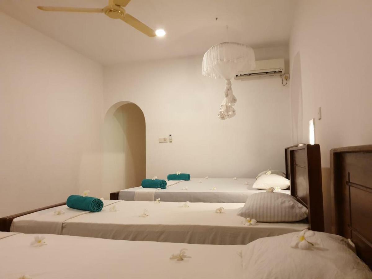 Rupa'S Hotel 아루감 베이 외부 사진